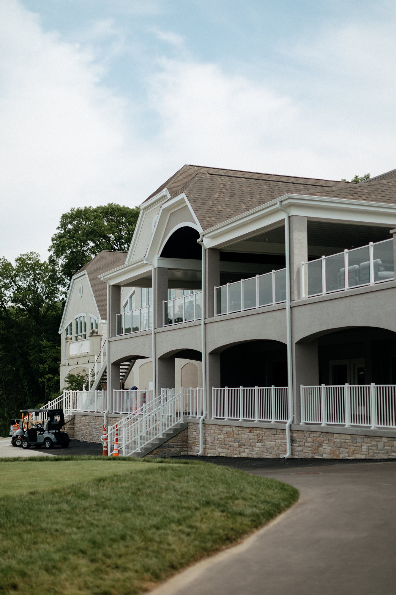 Oneida_Country_Club_Summer_Wedding_-_T_Z-267